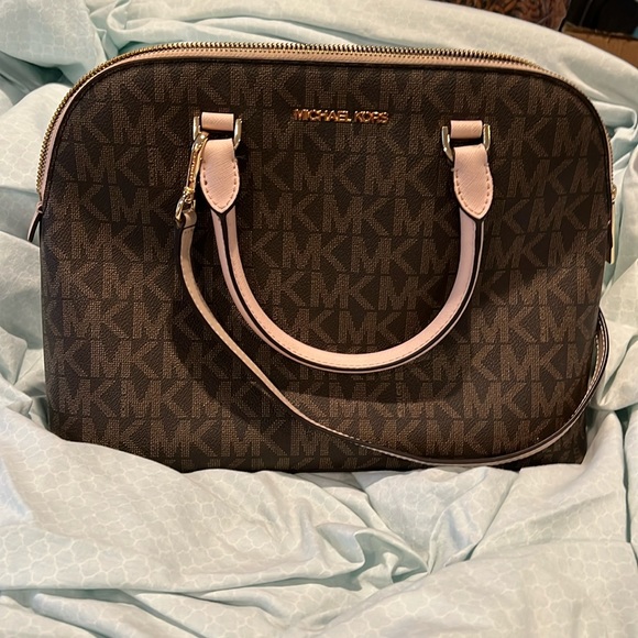 MICHAEL Michael Kors Handbags - Michael Kors Large Dome Purse
